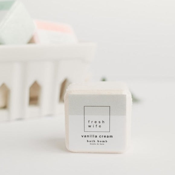Vanilla Cream Bath Bomb