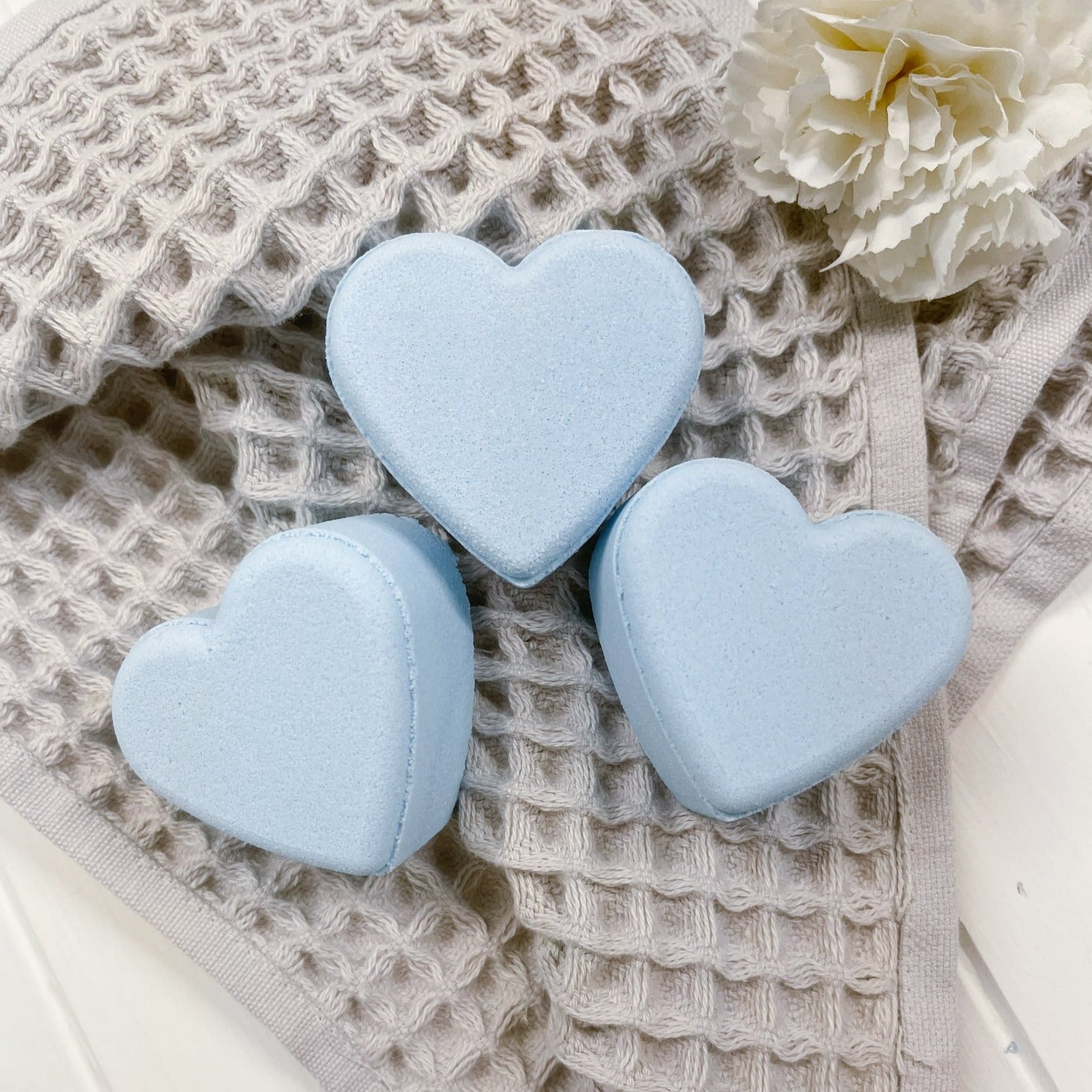 Heart Bath Bomb - Peony Petals